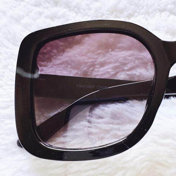 Eva Gloss Black Square-Framed Sunglasses - Picture 2 of 13